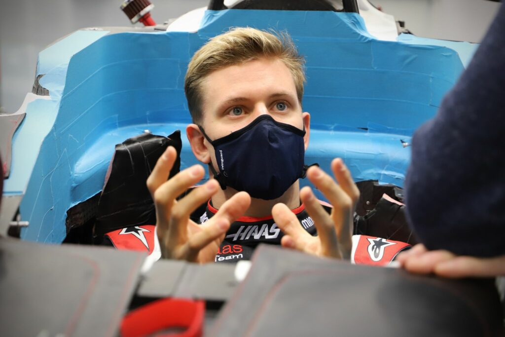 Mick Schumacher eröffnet Haas-Testfahrten