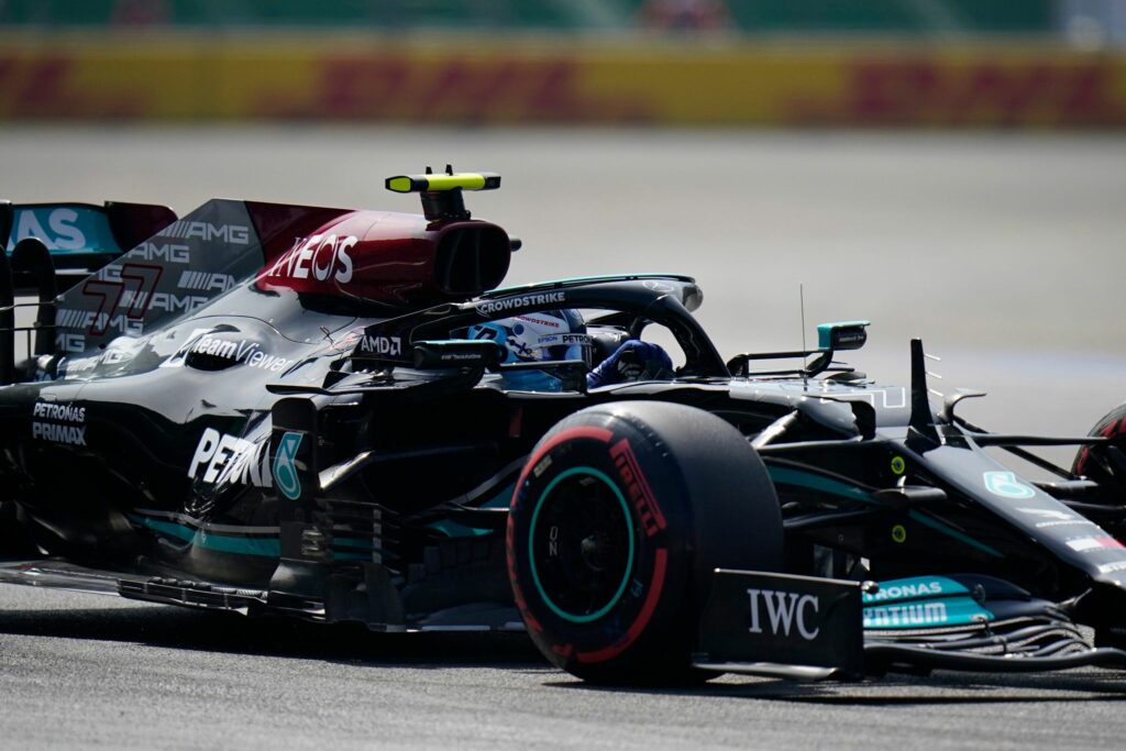 Mercedes düpiert Verstappen: Bottas holt Pole in Mexiko
