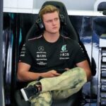 Mick Schumacher darf Testrunden im Mercedes drehen