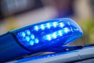 Zwei Motorradfahrer sterben bei Rennen nach Massencrash