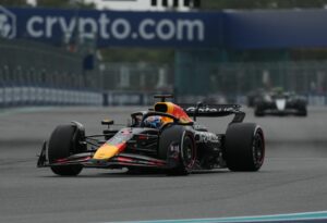 Red Bull legt Protest gegen Mercedes-Fahrer Russell ein